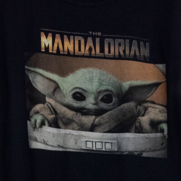 Star Wars The Mandalorian Grogu Graphic T-Shirt XXL Black Cotton Mens - Picture 3 of 8
